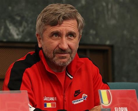 Un moldovean este plasat sub control judiciar, în franța, suspectat că, împreună cu un grup de români și francezi ar fi creat o rețea de proxenetism. Halep va conduce echipa României de FedCup pentru meciul ...