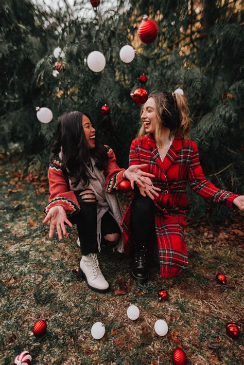 10 Holiday Photo Shoot Ideas Emmas Edition Holiday Photoshoot Christmas Instagram Pictures
