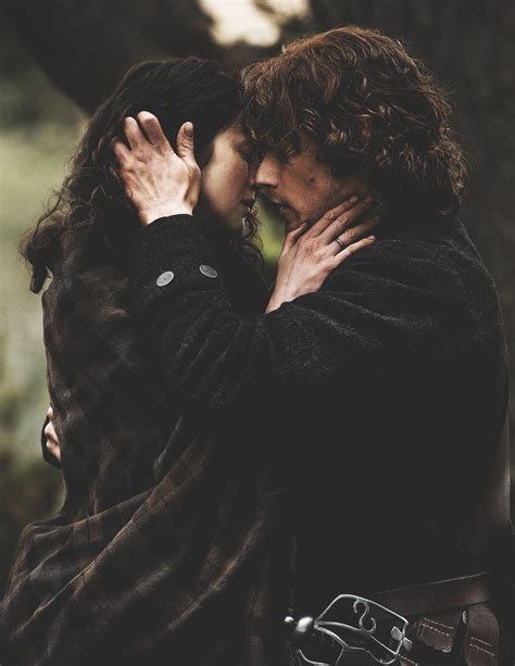 Jamie And Claire Outlander Outlander Series Jamie And Claire