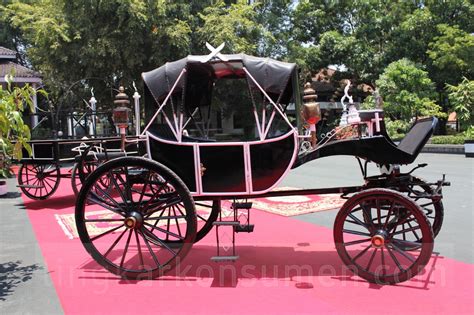 Sesuai peraturan (uu no 24 tahun 2009) 120cm x ukuran bendera serta penggunaan diatur sebagai berikut: 4 Tahun Berturut-turut Kereta Ki Jaga Raksa Bawa Bendera ...