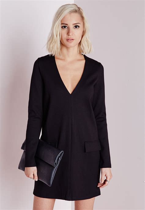 22 Plunging Neckline Looks For This Fall Winter Styles Weekly