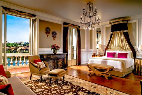 As the picture above one of them, with red color and lighting and a view near the window, will certainly add a romantic impression. 25 Fantastic Master Bedroom collections