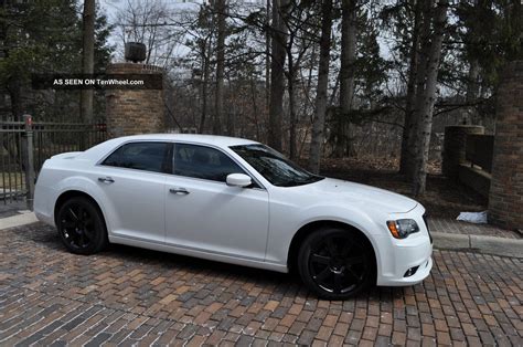 Heated rear seats are available. 2012 Chrysler 300 Limited Sport /. / Navi / 20 ' S ...