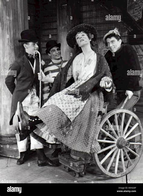 Julie Andrews My Fair Lady Stock Photo Alamy