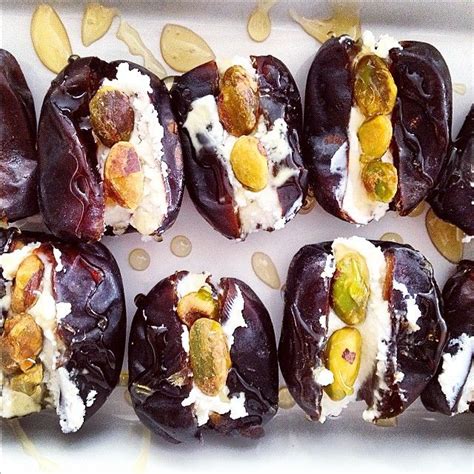 I believe food can and should be fun. The Bacon Eating Jewish Vegetarian: Stuffed Dates with Pistachios | Appetizer recipes, Dessert ...