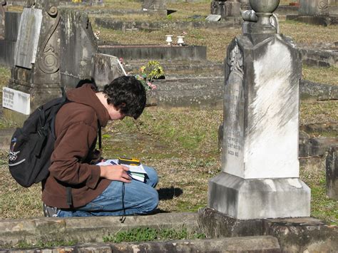 Gsas Earthtrek Gravestones Talking Through Time Gisetc