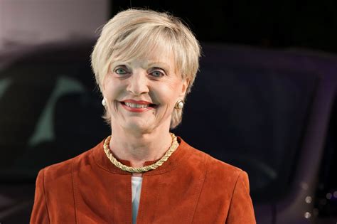 Florence Henderson Who Starred In Tvs ‘the Brady Bunch Dies At 82