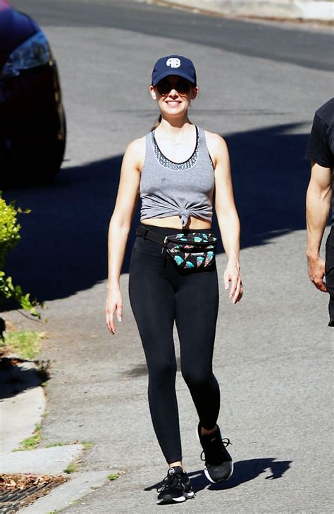 Alison Brie Out Hiking In Los Angeles Hawtcelebs