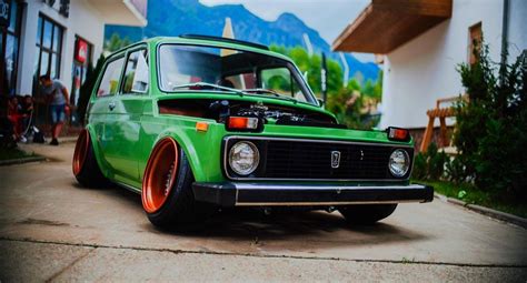 Toyota Engine And Stance Tuning On The Lada Niva 1600 4x4