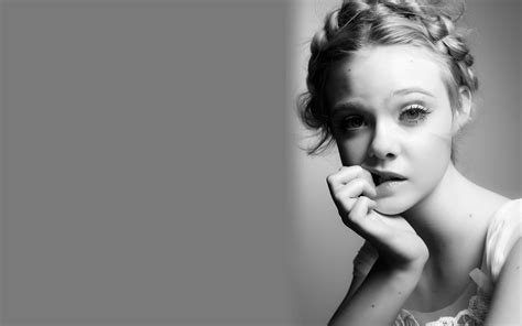 Lovely Elle Fanning Wallpaper High Definition High Quality Widescreen