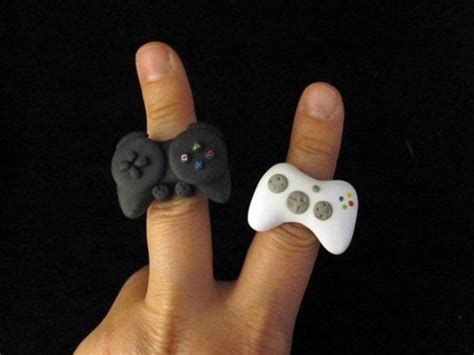 Xbox 360 And Ps3 Controller Rings For Geeky Fingers Jeux Playstation