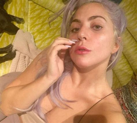 Stunning Lady Gaga No Makeup Photos Fabbon