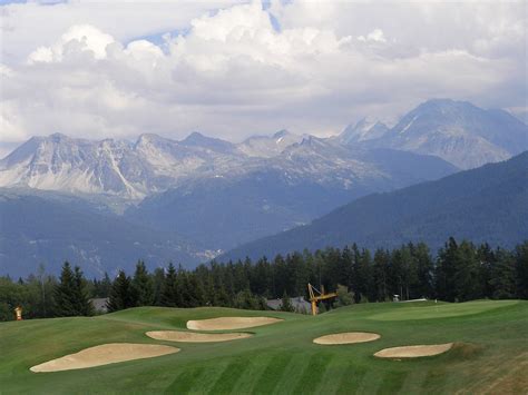 Enjoy unforgettable experiences in the heart of swiss alps ☀🇨🇭🐄⛳🎿🍷🪂 share your moment! Golf-Club Crans-sur-Sierre - Wikipedia