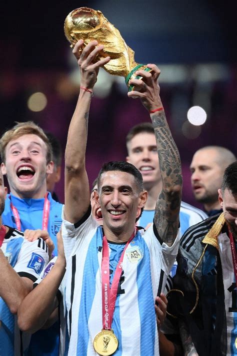 Las Mejores Fotos De Los Jugadores De La Selección Argentina Alzando La Copa Campeones Del