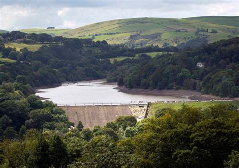 Whaley Bridge Dam Collapse Evacuees To Be Told When They Can Go Home