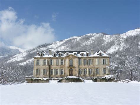 Couple Buy An Abandoned French Chateau Start A Blog To Share Their Journey