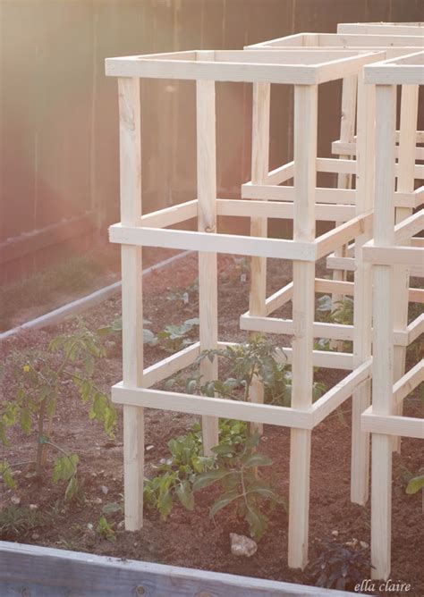 Diy Tomato Cage Sturdy And Inexpensive Ella Claire And Co