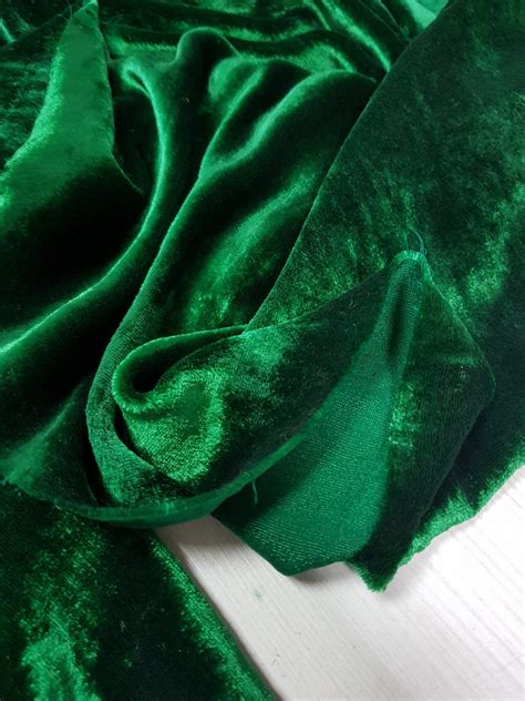 Catifea Verde Smarald Matase Naturala 100 Evelin Textile