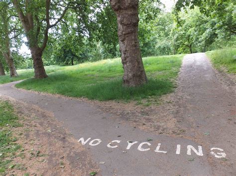 London Bike Trails In Hyde Park Green Park