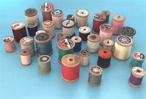 Vintage Wood Thread Spools Lot Of 33 Assorted Brand And Colors