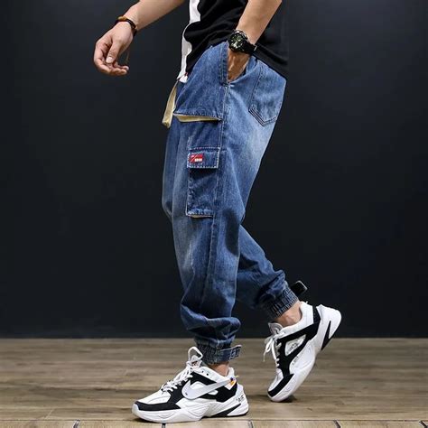Fashion Streetwear Men Loose Fit Multi Pockets Hip Hop Jogger Jeans