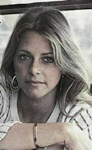 Pin By Maty Cise On Lindsay Wagner Bionic Woman Lindsay Women