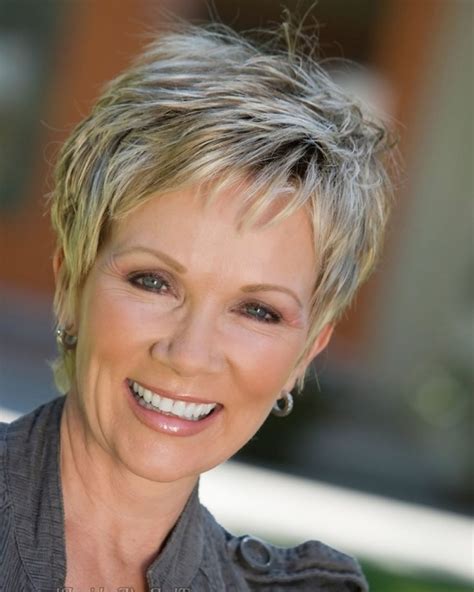 35 Cool Short Hairstyles For Women Over 60 In 2021 2022 Hairstyles