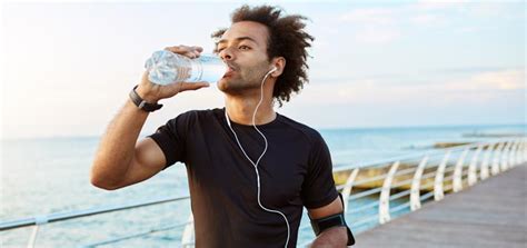 7 Simple Tips To Help You Drink More Water