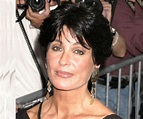 Tina Sinatra Biography - Facts, Childhood, Family Life & Achievements