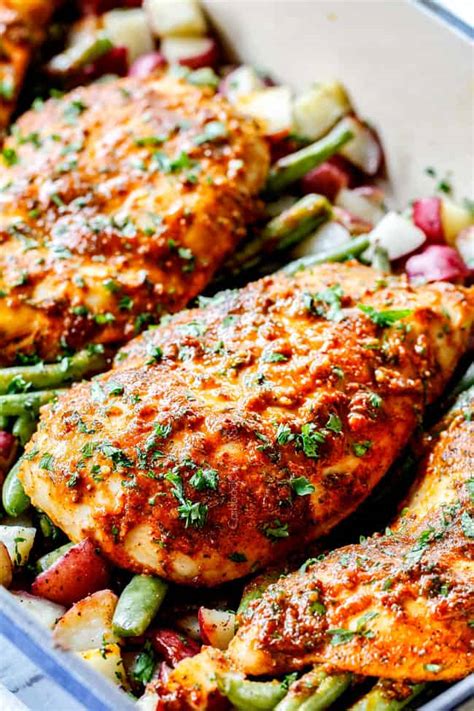 These healthy chicken breast recipes are here to save your baked chicken that tastes like an everything bagel? ONE PAN Honey Mustard Chicken (with green beans and potatoes!)