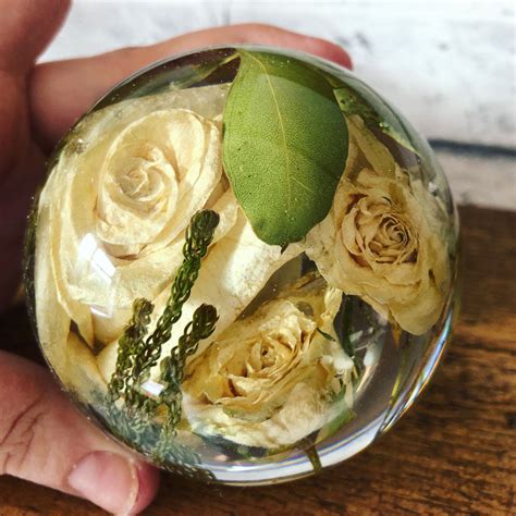 I've successfully used the flowers that i sprayed in epoxy resin but i haven't tested them in uv resin. Wedding bouquet flower preservation resin sphere ...
