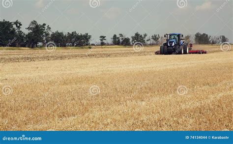 Cultivation Tractor Acreage Tractors Preparing Land For Sowing Stock