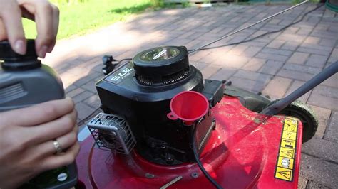 How To Check Briggs And Stratton Sprint 375 Lawn Mower Oil Level Youtube