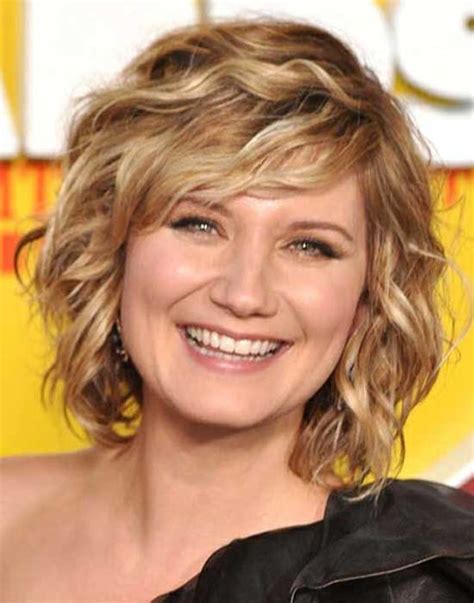 Short Hairstyles For Women Over 50 And Overweight With Fat And Chubby