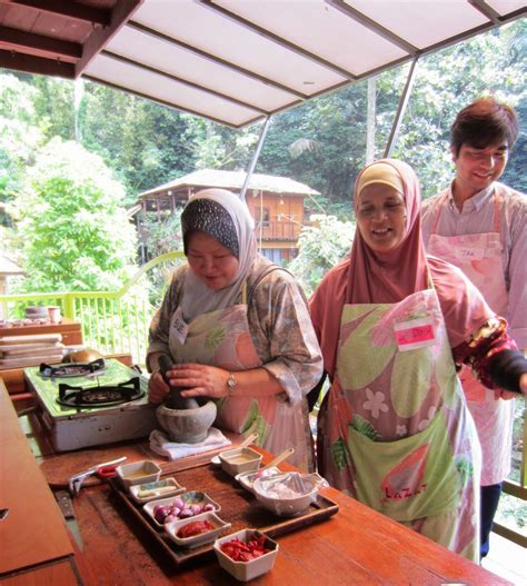 Lazat cooking classes, lot 3312, jalan palimbayan indah 1, kg. Fourchettes et Baguettes: Cours de cuisine Malaise à Kuala ...