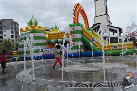 Come and enjoy the new water theme park in malaysia which is located at melaka. Percutian Bermain Air di Gold Coast Melaka