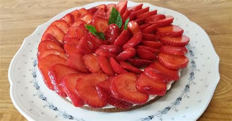 Tarte sans cuisson aux Fraises par rozableue Une recette de fan à