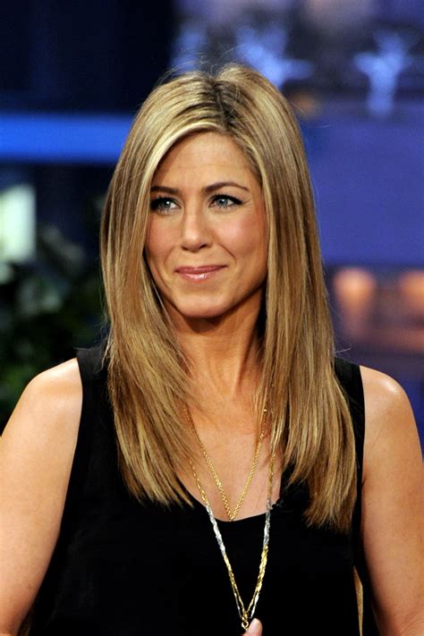 Gasp Jennifer Aniston Finally Does Something Different With Her Hair