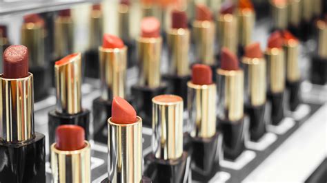 Lawsuit Claims That Sephora Lipstick Samples Caused Herpes