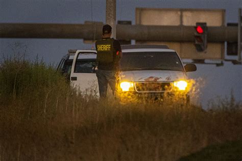 Riverside shooting: CHP officer and gunman killed near 215 Freeway