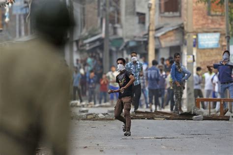 Kashmir Separatists Turn To Facebook Whatsapp In Fight Against India
