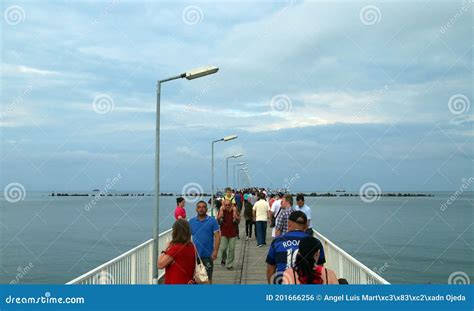 People Strolling On The Pier Of Mamaia Beach In Constanta Editorial Photo Image Of Evening