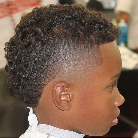 La mnt est une mutuelle santé et prévoyance 100% territoriale, pour un accompagnement spécifique : Coiffure homme africaine
