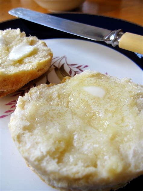 The Buttered Biscuit Hetyresponse