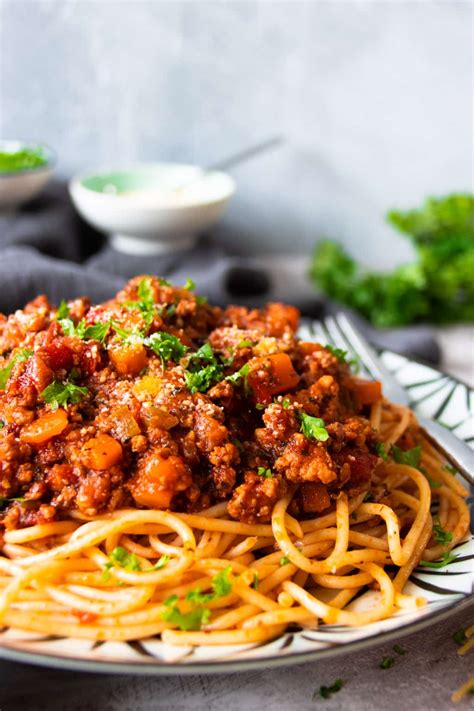 Easy Spaghetti Bolognese Foodelicacy