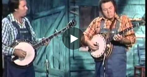 Roy Clark And Buck Trent Make The Crowd Go Wild In Epic Dueling Banjos