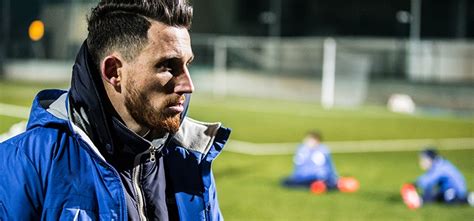 To drive people effectively towards their goals and objectives, understanding human psychology is a prerequisite; Master's in Sports Psychology Degree Guide | All ...