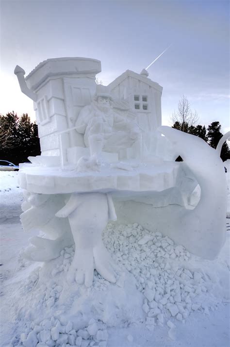 20 Most Amazing Snow Sculptures