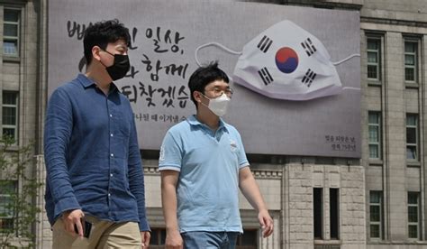Seoul Perluas Penggunaan Masker