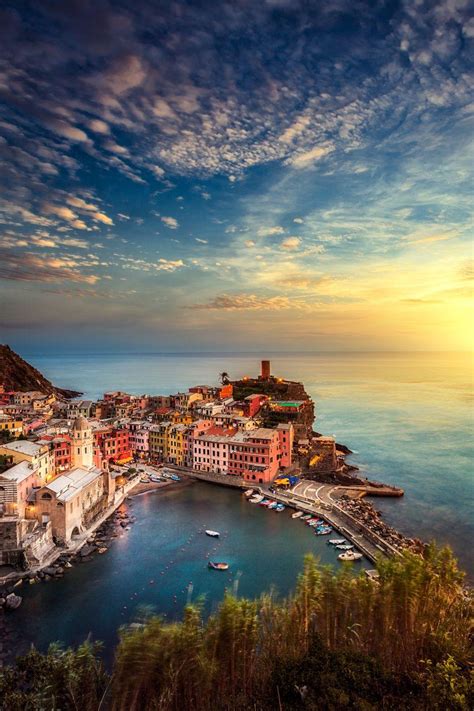 Vernazza At Dusk Wallpapers Wallpaper Cave